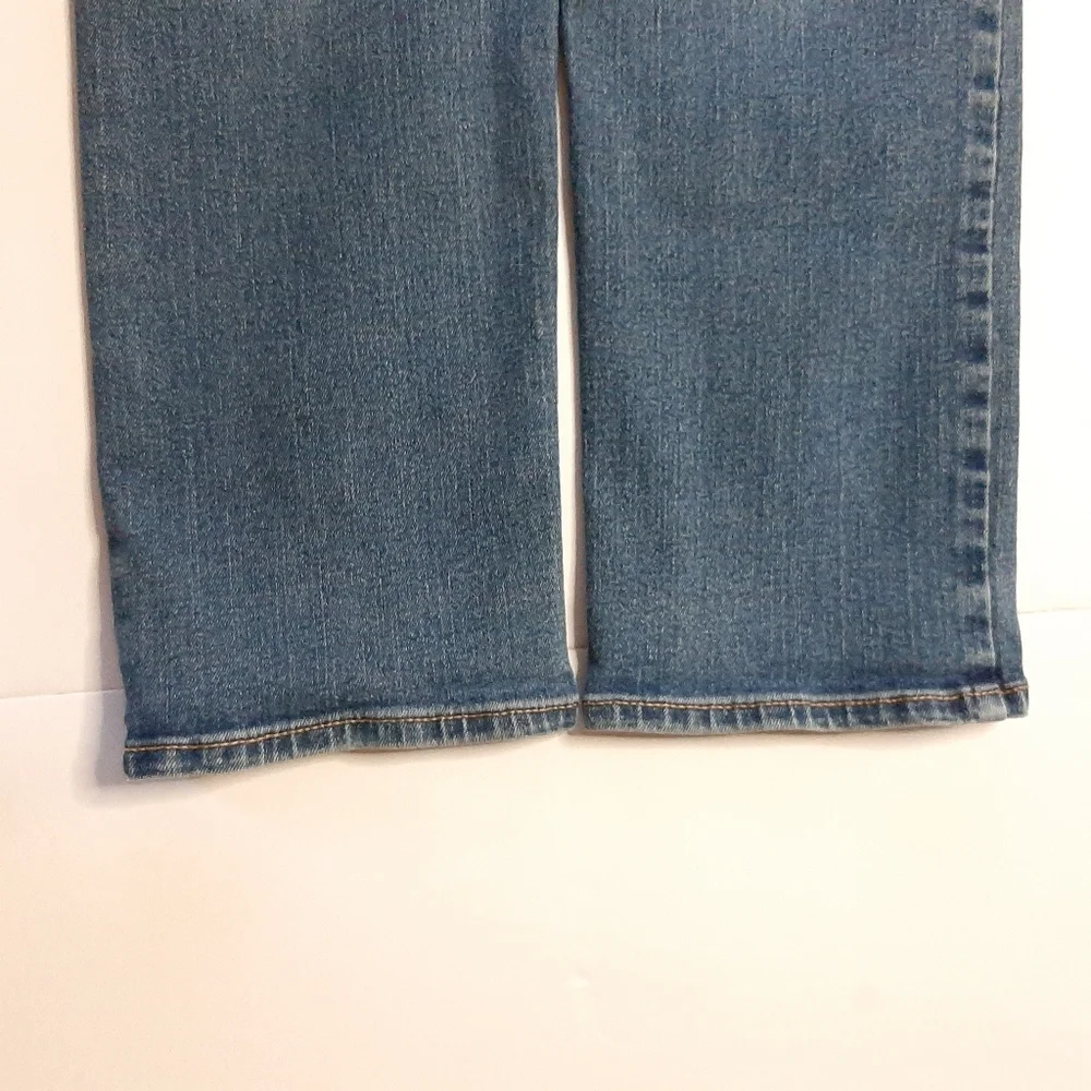 GAP Straight Leg Built-In Flex Blue Jeans